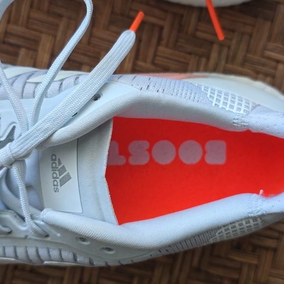 NWOT Adidas Boost Solar Guide - Picture 8 of 9
